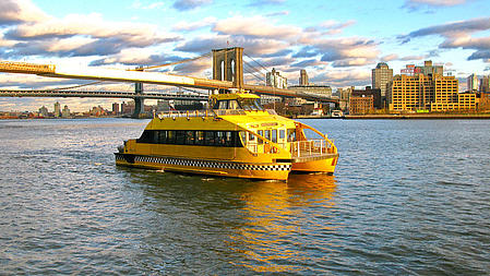 Watertaxi in New York City